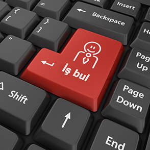 Hem iş aramalarında hem başvuru süreçlerinde büyük oranda dijital yöntemler kullanılıyor.